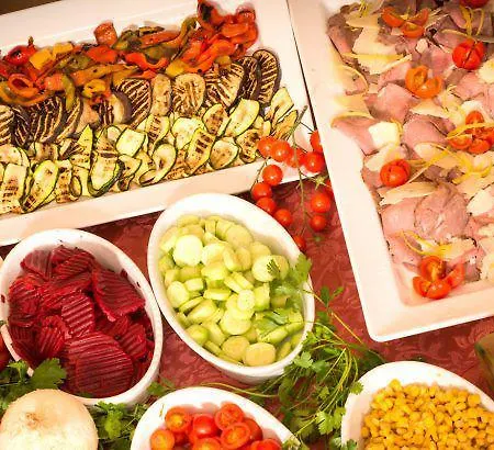 Ξενοδοχείο Trevi 3*