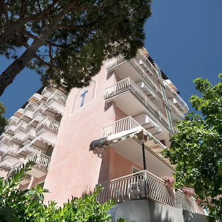 Trevi Szálloda 3*