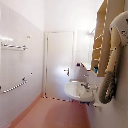 Trevi Ξενοδοχείο