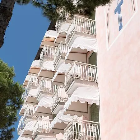 Trevi ليدو دي يسولو